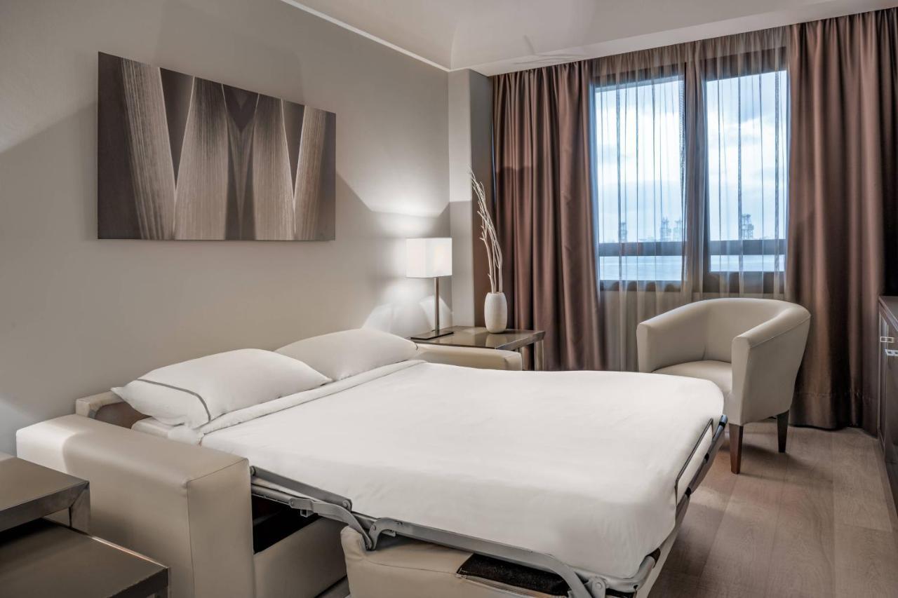 Ac Hotel Iberia Las Palmas By Marriott Exterior photo