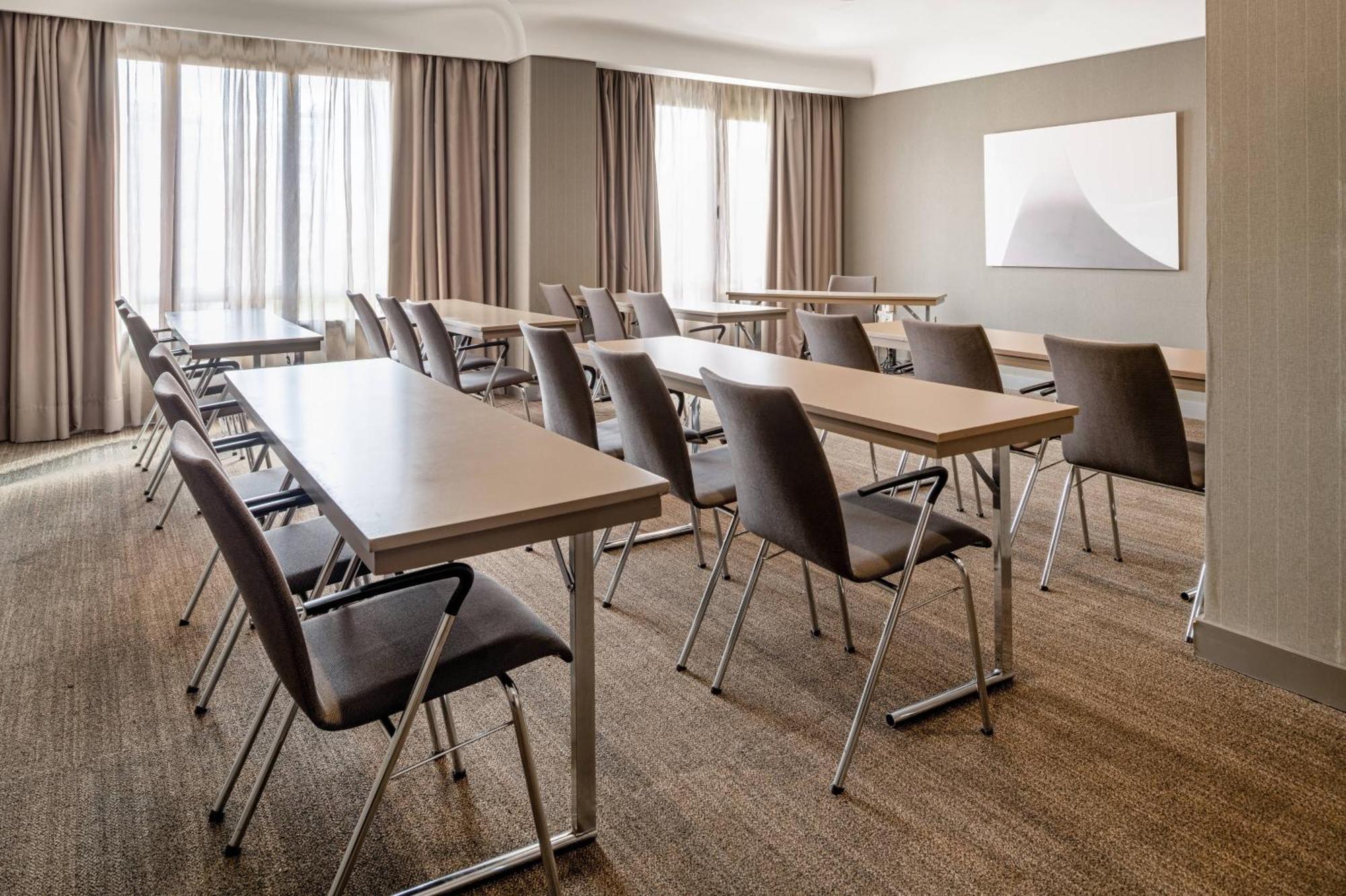 Ac Hotel Iberia Las Palmas By Marriott Exterior photo